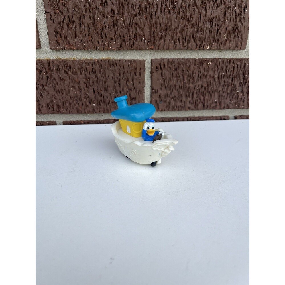 1993 Donald Duck‎ Wind Up Boat Disney Toon Town Burger King Toy